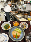 調理スタッフ◆高級シニアレジデンス専属／深夜勤務なし／完全週休2日制／月残業10時間以下／転勤なし1