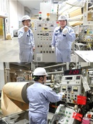機械オペレーター（未経験歓迎）◆賞与実績4.5～6.2ヶ月分／残業少なめ／年休118日／上場グループ1
