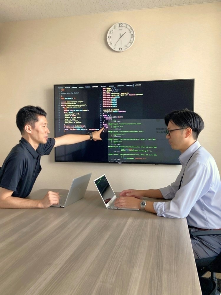 電力会社の情報管理スタッフ◆開発・デザイン経験を活かす/残業月平均10h/土日祝休み/年休120日~イメージ1