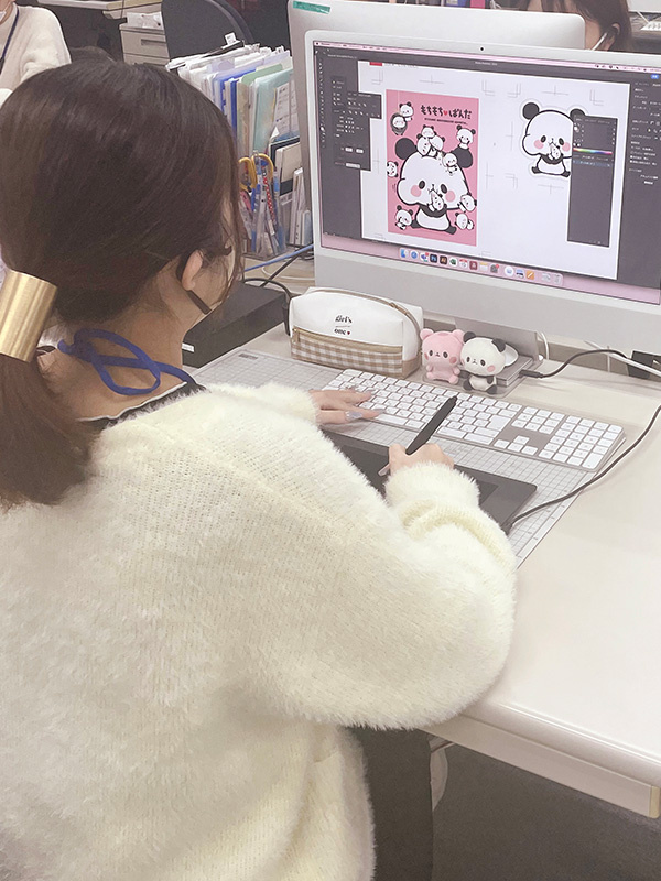 文具・雑貨のデザイナー（業界未経験歓迎）◆年間休日126日／フレックスタイム制／賞与年3回／転勤なしイメージ1