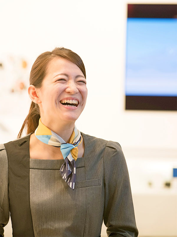 ソフトバンクの販売クルー◆月収例30.2万円／年休123日／賞与年2回／5連休可／正社員登用ありイメージ1
