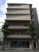 契約業務サポート◆月給35万円～／完休2日／年休120日／残業5時間以下／資格と経験を活かせます1