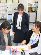 医事・調剤システムの操作レクチャースタッフ◆医療現場を支える仕事／賞与45年連続支給中／年休125日1