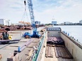 沿岸スタッフ◆チカラ仕事で稼ぐ！／資格支援充実／15時退勤／実働7時間／1年目から年収500万円可能3