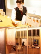 『うに むらかみ』の接客スタッフ◆無添加生うに専門店／札幌から転勤なし／1年目で月収26万円～も可！1