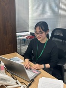 総務（バックオフィス全般）◆ITやAI分野を学べる／残業月平均5時間／創業53年／年間休日123日1