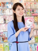 『サンリオショップ』の販売スタッフ（未経験歓迎）◆社員割引あり／キャラクターグッズに囲まれて働く1