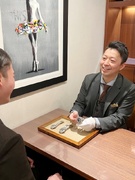 ロレックス専門店の販売員（未経験歓迎）◆残業ほぼなし／ノルマなし／月9日休み／連休取得可能1