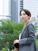 保険商品のプランナー◆業界No.1の契約実績/新規開拓なし/勤務時間も休みも自由/副業OK1