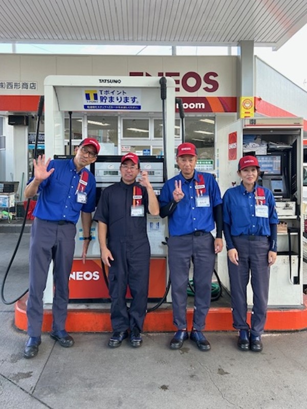 ガソリンスタンドの接客スタッフ◆創業175年目の老舗企業/完全週休2日制/家族手当・資格手当ありイメージ1