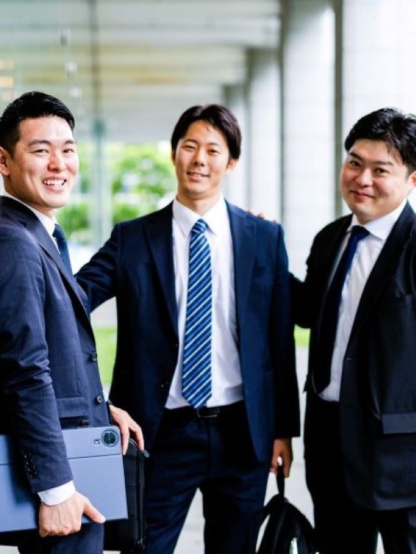 営業（未経験歓迎）◆月給35万円以上／年間休日120日／土日休み／有休取得率91％／新設部署で活躍！イメージ1
