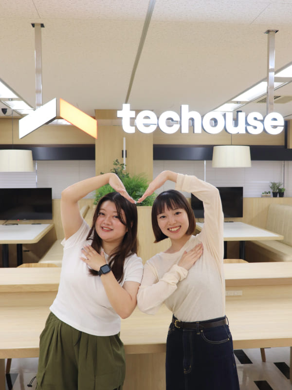 採用事務(未経験歓迎)◆年休130日/残業月4h程/10時出社/髪色・服装自由!イメージ1