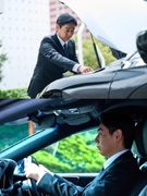 役員運転手（未経験歓迎）◆ご機嫌伺いや必要以上の会話は不要／1日の運転は平均3時間／土日祝休み1