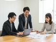 人事総務◆年間休日125日／完全週休2日制／フレックスタイム制／残業月10時間ほど／服装自由2