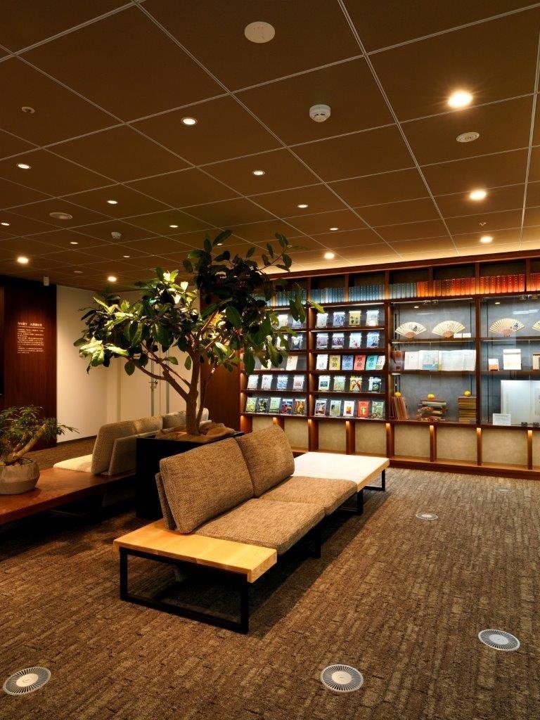 総合職◆創業1869年の老舗企業/「まなび」を支える事業を展開/社員割引制度ありイメージ1