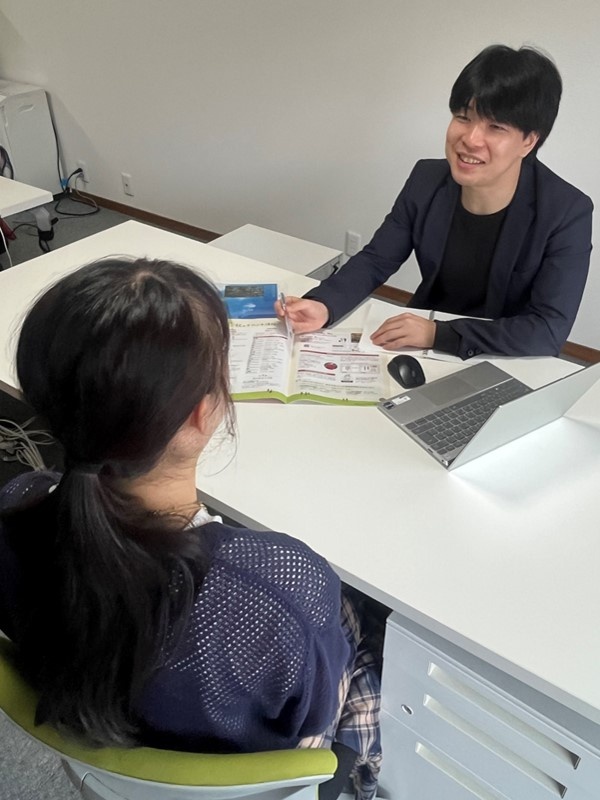 セミナーの企画営業(未経験歓迎)◆アイデアが形になりやすい/残業ゼロ/年間休日130日以上/土日祝休イメージ1