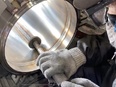 研磨スタッフ（未経験歓迎）◆完休2日制／残業7h以内／昨年度賞与3～4ヶ月分／手当充実／資格支援あり2