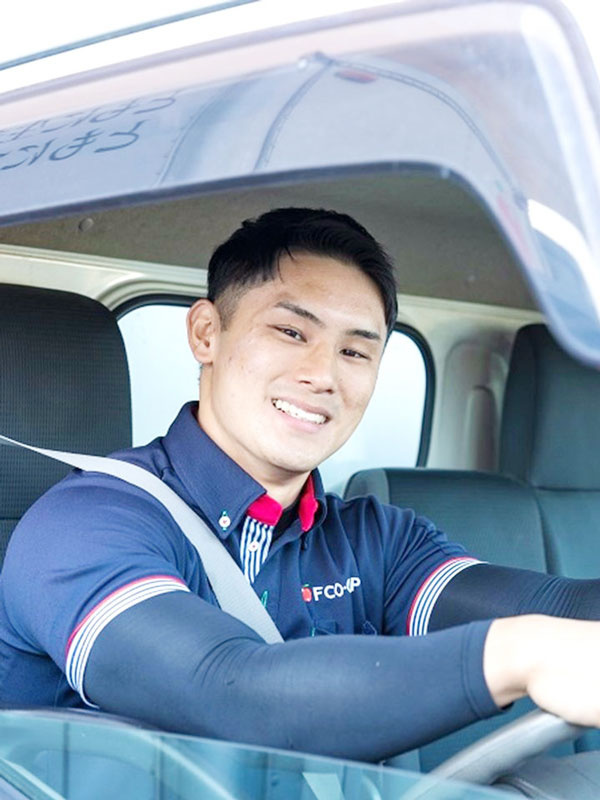 生協の宅配スタッフ◆土日休み/再配達・夜勤なし/賞与4.2ヵ月分/くるみんマーク取得の子育て応援企業イメージ1