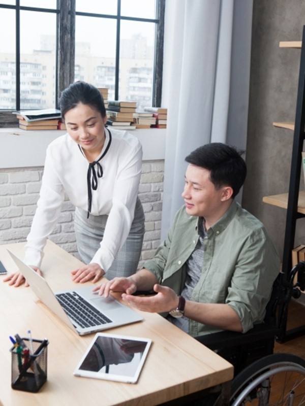 ロボット動作のデータ収集員（未経験歓迎）◆完休2日制／残業少なめ／AI開発をサポートする成長企業イメージ1