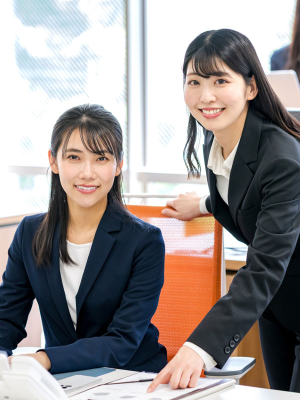 一般事務◆オープニングスタッフ募集/千葉勤務/土日祝休/年休120日以上/産育休あり/ブランクOKイメージ1