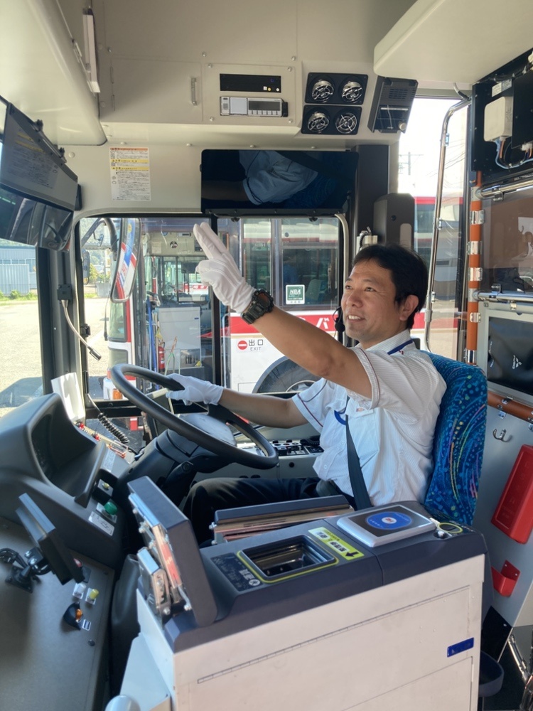 岐阜バスの運転手（未経験歓迎）◆大型免許の取得支援／土日休みも選択可／創業80年以上／定着率94%イメージ1