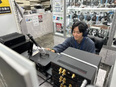 販売スタッフ◆未経験歓迎！／賞与年3回＋毎月の業績手当／残業ほぼなし／定着率90％以上／社割あり3