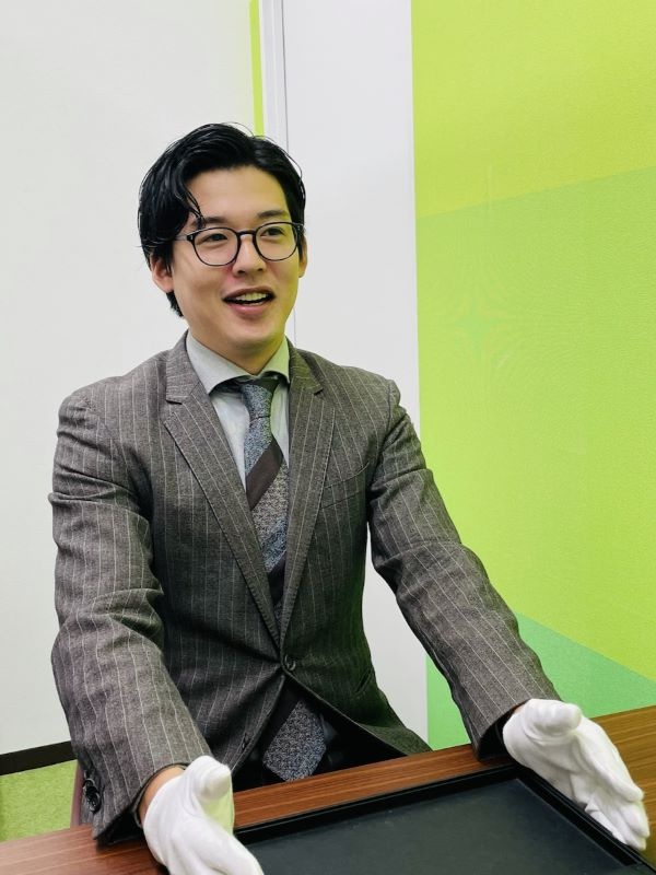 買取スタッフ（未経験歓迎）◆接客経験を活かせる／残業ほぼナシ／キャリア・年収UPイメージ1