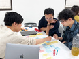 謎解き会社のプランニングディレクター◆集客課題を謎や物語で解決するイベントを提案／在宅可／フレックス2