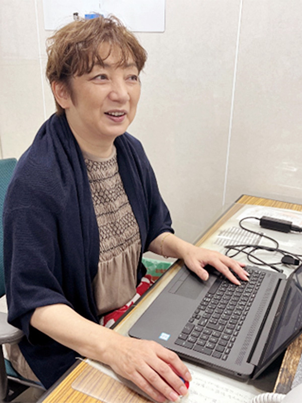 経理総務◆代表直下で役員も目指せる／月給29万円以上／残業5～10時間以下／年間休日122日イメージ1