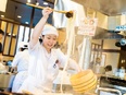 丸亀製麺の店長◆仲間の笑顔を育てる仕事 ／昇格最短5ヶ月！成長と評価を約束します。3