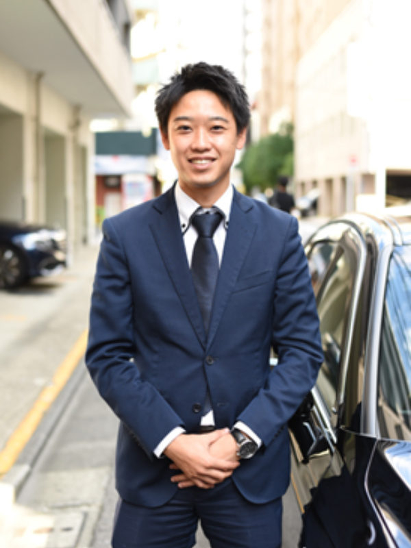 役員専属の運転手◆ほぼ待機／運転は1日2～3時間／土日祝休み／ノルマ・夜勤なし／残業月5h程度も可イメージ1