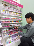 ルート営業（未経験歓迎）◆マニキュアや二重まぶた形成商品などの提案／年間休日125日／ノルマなし1