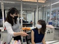 保険の提案営業◆土日祝休み／インセンティブあり／月給50万円スタート／最寄り駅より徒歩1分2