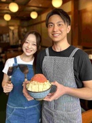 もんじゃ焼き専門店の店長候補◆月給45万円～／賞与年2回／完休2日／昇給年4／福利厚生充実の成長企業1