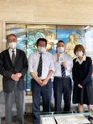 フロントスタッフ（未経験歓迎）◆残業ナシ／賞与年2回／月7～8日休み／毎月3連休可1