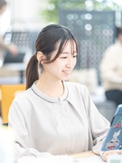 フロントスタッフ（未経験歓迎）◆残業月10h／有休取得で手当支給／設立53年／住宅・家族手当あり！1