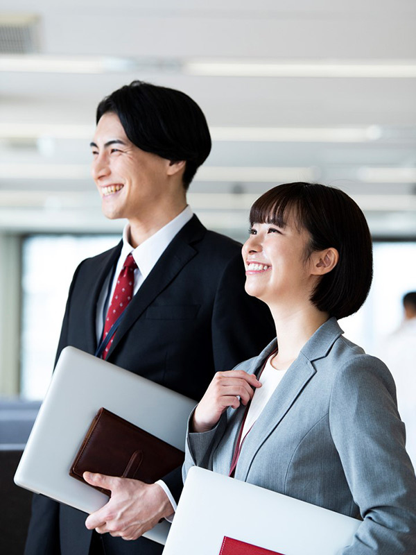 不動産営業◆平均年収850万円/フレックスタイム制/転勤なし/2年目で年収1000万円超えも可能!イメージ1