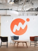 カスタマーサポート(サービス改善まで担当)◆月給37.5万円~/土日祝休み/週3日リモートワーク可1