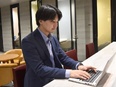 営業◆IT業界でソリューション力を発揮！／大手SIerと多数取引する安定＆成長企業／年休121日3