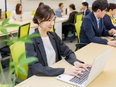 経理◆新規上場計画中の成長企業／月給30万円以上／駅チカで通いやすい！／みなとみらい勤務2