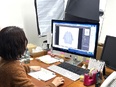 ファッションブランド『SLOANE』のECサイト運営◆残業月平均20h／年休120日／服装・髪自由3