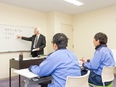 管制スタッフ◆建設会社と警備員のマッチング／月給33万円～／完休2日／有休取得90％以上／積極採用中2