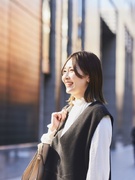カスタマーサクセス◆残業月15h程度／年4回の給与査定／3ヶ月毎に全社員3連休／設立5年の急成長企業1