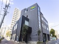 事務スタッフ（未経験歓迎）◆毎年10%成長中の安定企業／完全週休2日／定着率9割超／服装・ネイル自由3