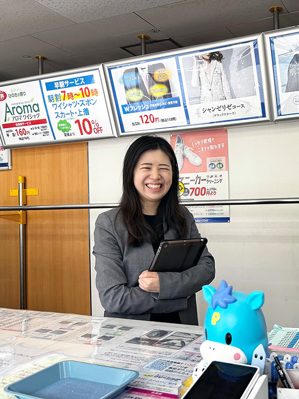 エリアマネージャー（未経験歓迎）◆月給25万円以上／賞与年2回／残業月平均10h／完休2日制イメージ1