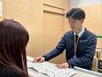 フロントスタッフ◆4月以降年間休日120日／報奨金あり／賞与年3回の昨年度実績6.8ヶ月分3
