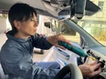 車載器の取付スタッフ◆未経験歓迎／残業月10h程度／年休127日／土日祝休／賞与実績最大5.4ヶ月分2
