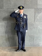 施設警備スタッフ（未経験歓迎）◆基本は屋内警備／直行直帰／丁寧な研修／年間休日124日／残業少なめ1