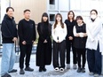 ユニフォームの企画◆未経験歓迎／年休120日～／家族・住宅・食事手当あり／服装・ピアス自由2