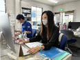 一般事務◆17時退社OK／残業ほぼなし／基本土日祝休み／賞与年2回／家族・住宅手当有／毎年昇給あり2